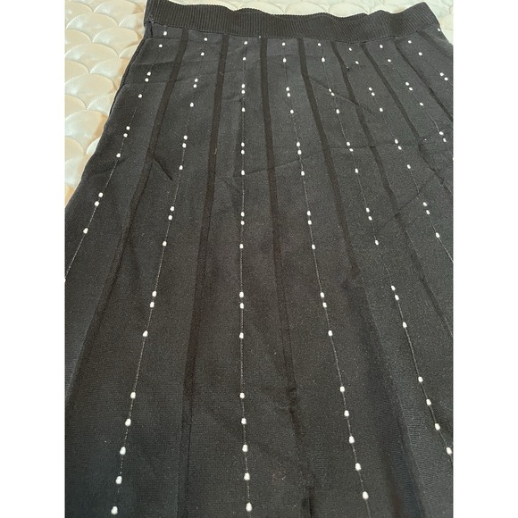 H&M A-Line Black White Polka Dot Sweater Flare Women's Midi Skirt sz Large New - Picture 3 of 6